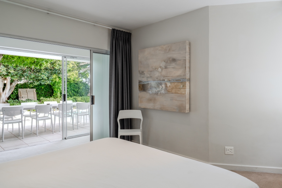 8 Bedroom Property for Sale in Camps Bay Western Cape